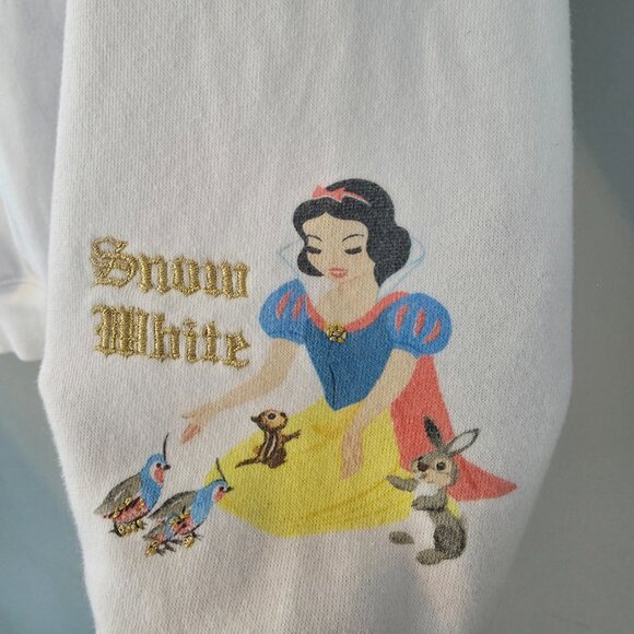 Women's Disney Snow White Hoodie Sweatshirt White Embroidered Size XS - Picture 4 of 11